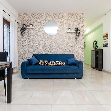 Lotus - Appartamento Sul Mare A Ostia Con Giardino Relax Екстериор снимка